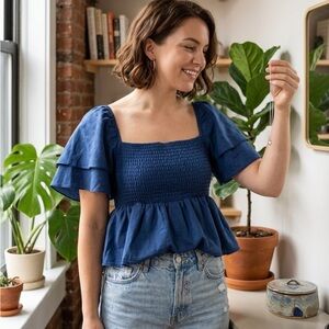 Discreet Blue Smocked Square-Neck Peplum Top with Tiered Flutter Sleeves xl